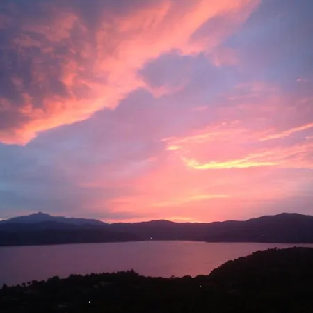 Villa Oder Apartment Mit Phantastischer Aussicht *